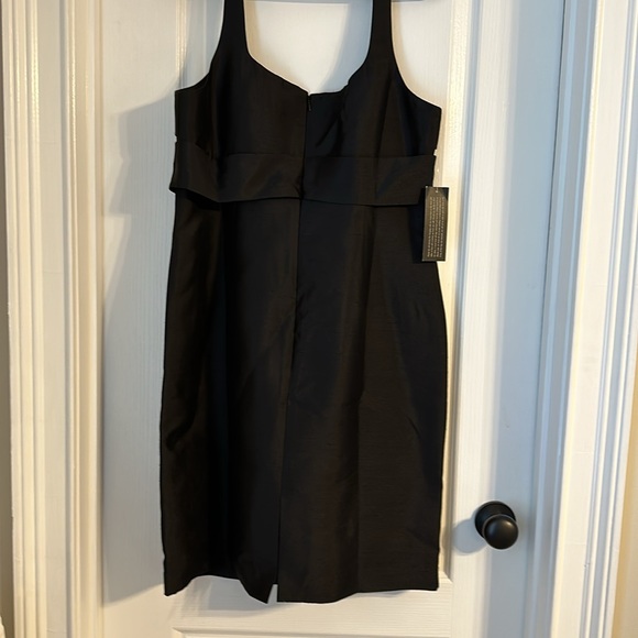🆕 NWT Ann Taylor Little Black Dress with Sweetheart Neckline LBD - Size 12 - Picture 4 of 5